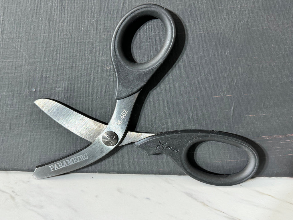 Medic Shears — Name Engraved Rescue Gift