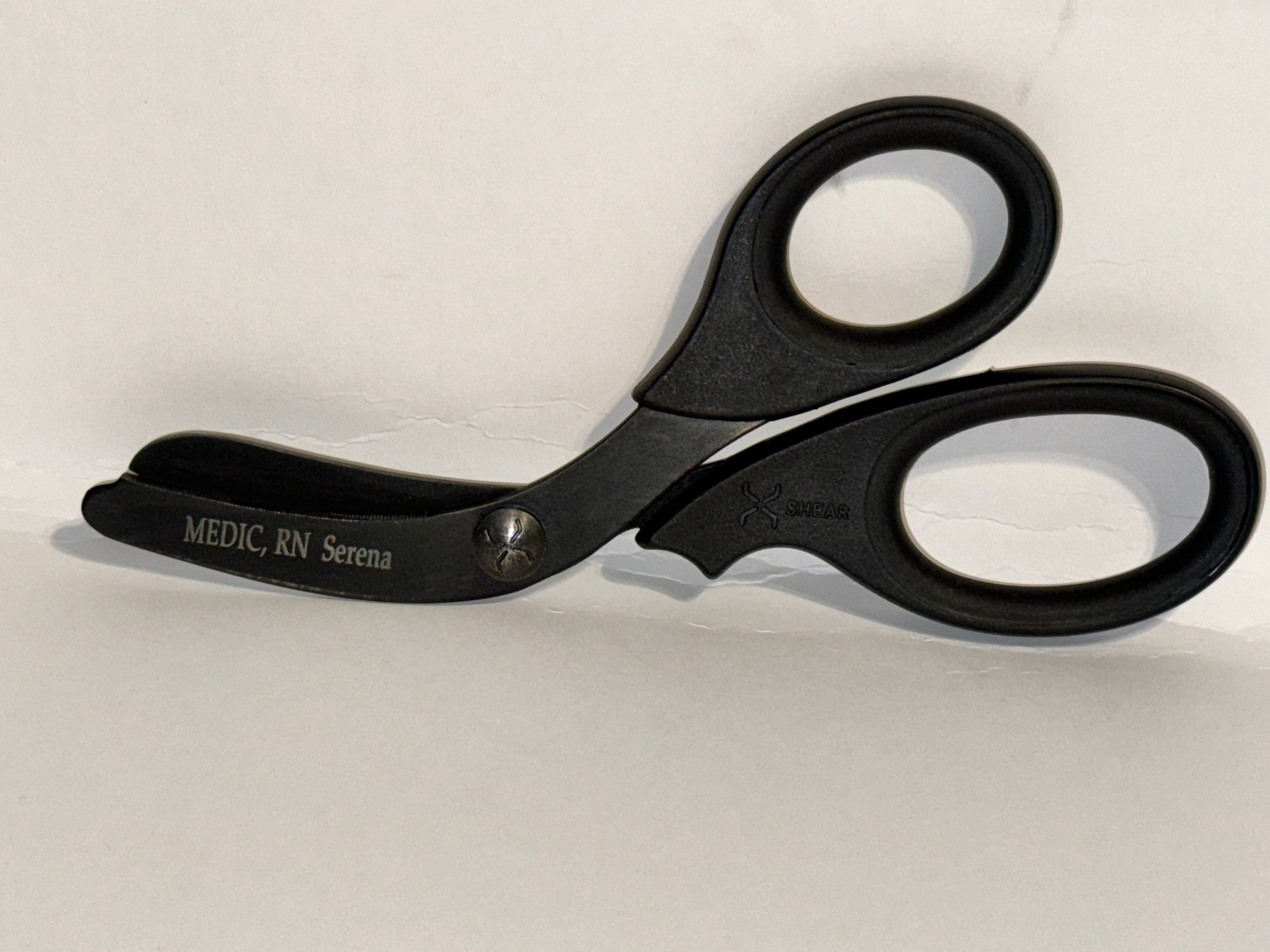 Medic Shears — Name Engraved Rescue Gift