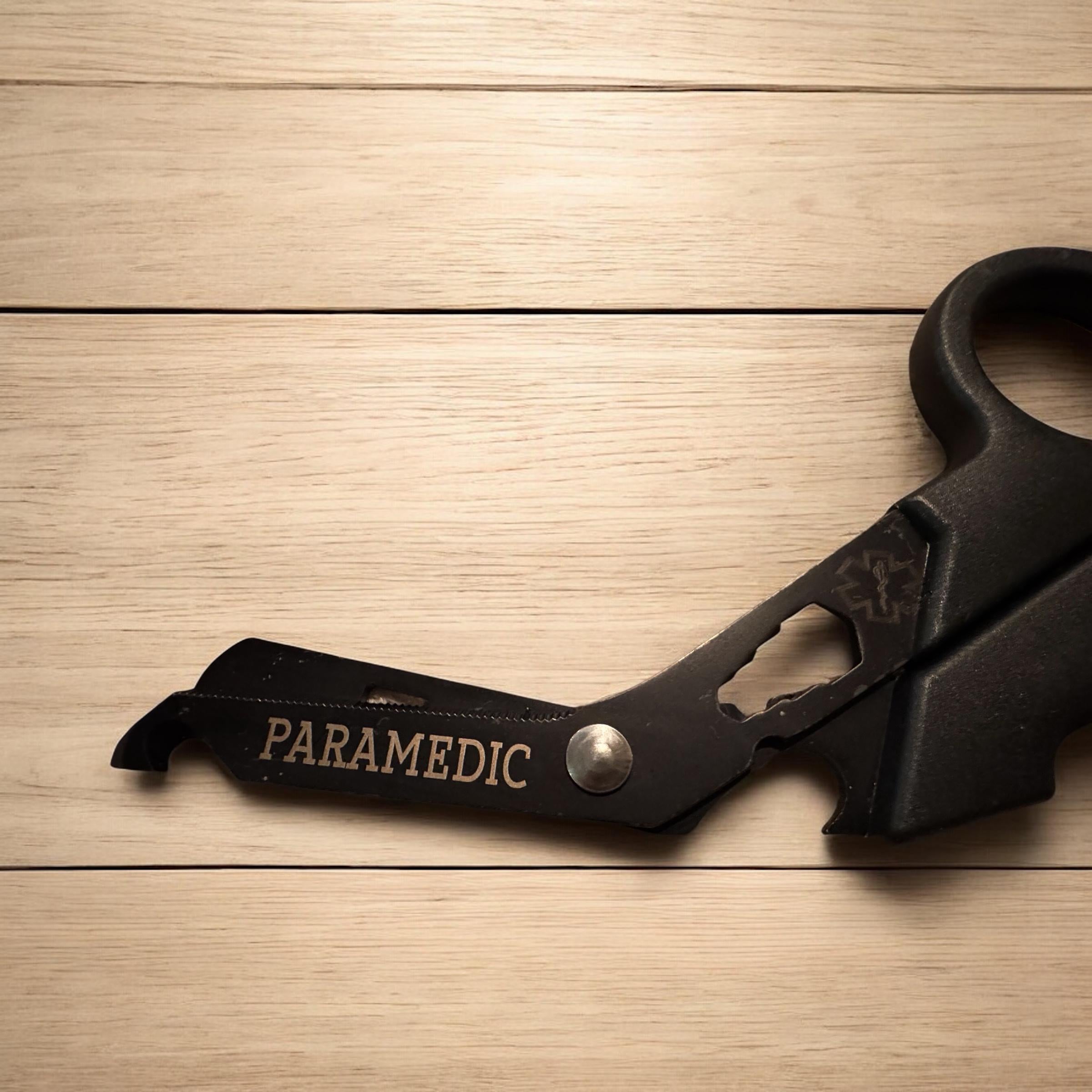 Trauma Shears Multitool for First Responders